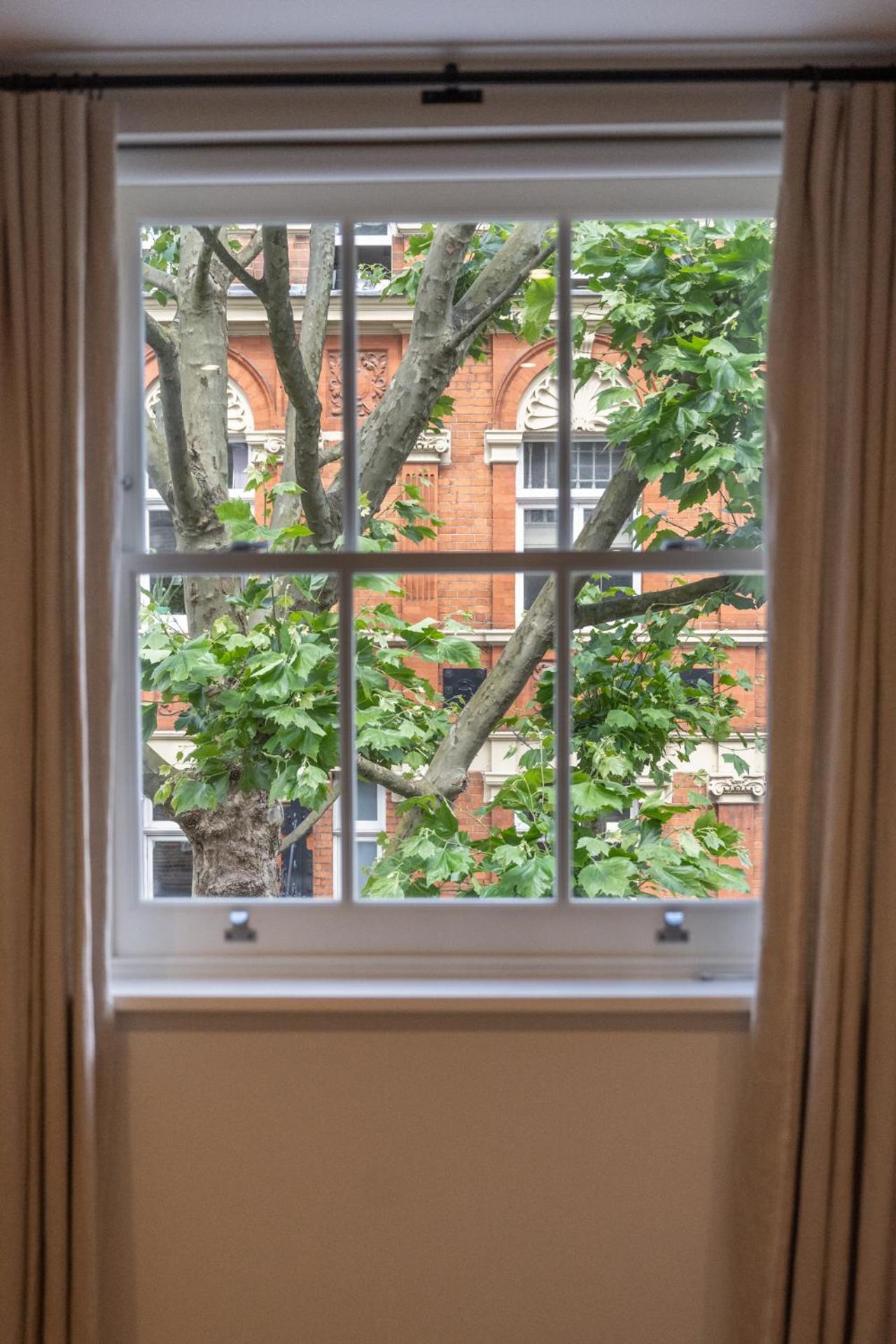 Modern, Stylish Newly Refurbished 2Nd Floor Apartment In Fitzrovia London Eksteriør bilde