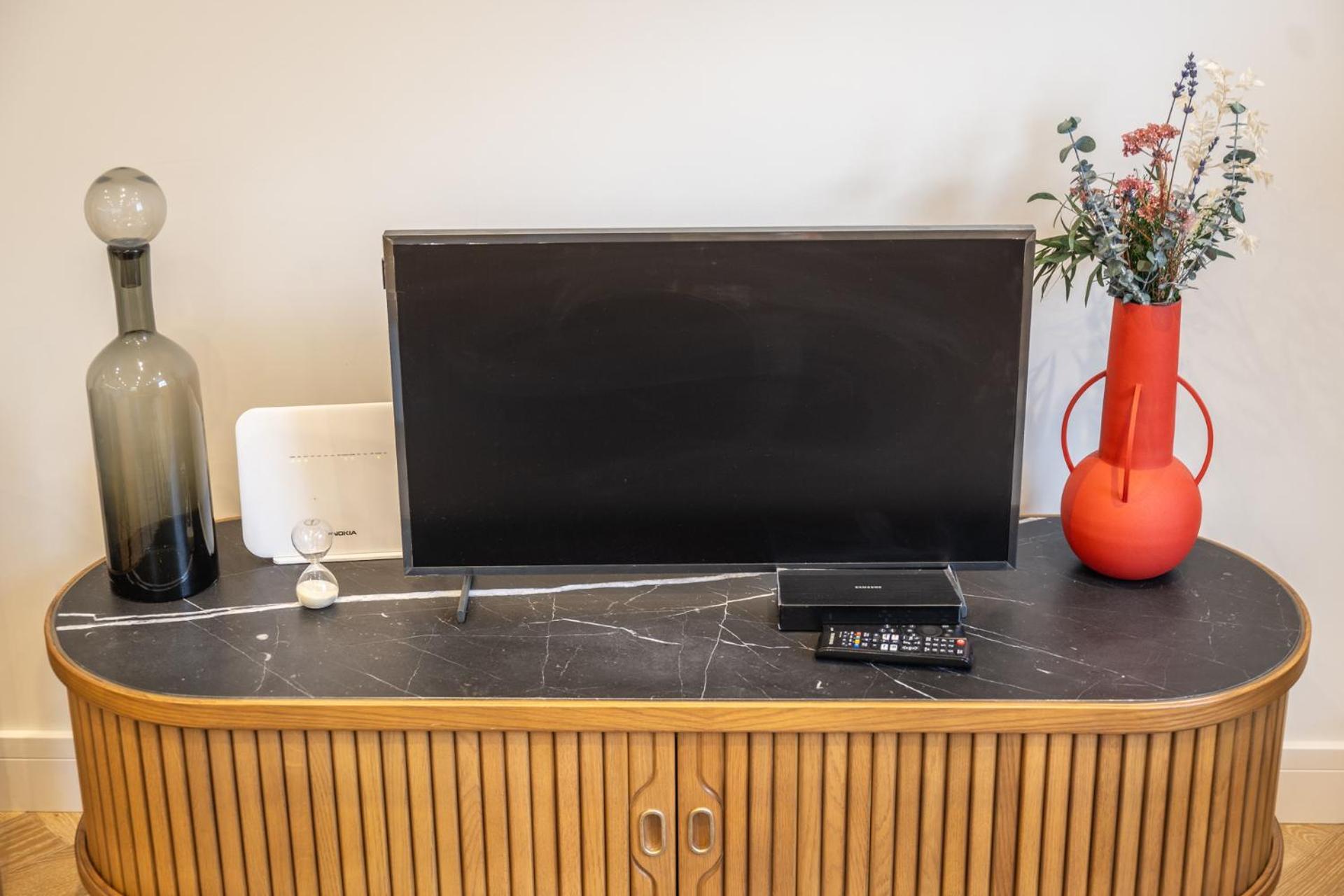 Modern, Stylish Newly Refurbished 2Nd Floor Apartment In Fitzrovia London Eksteriør bilde